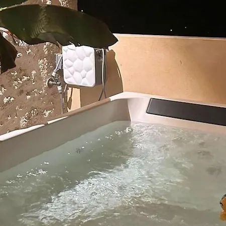 Le Mazet-countryside Retreat With Jacuzzi * Béziers